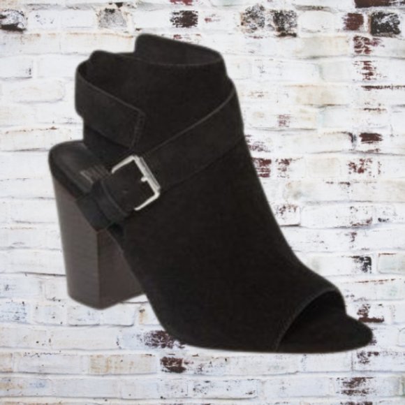 PAIGE Shoes - NWT PAIGE Mimi Suede Block Heel Sandal